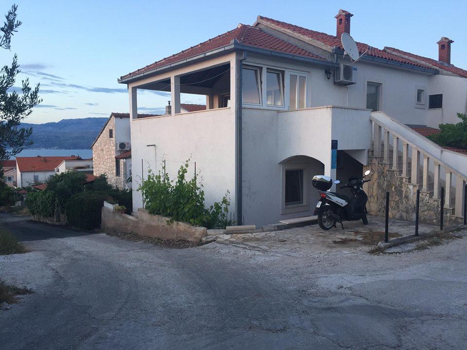 Apartment Mirela Супетар Екстериор снимка